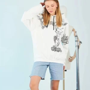 Kadın Kapüşonlu Strong Heykel Baskılı Sweatshirt - Beyaz
