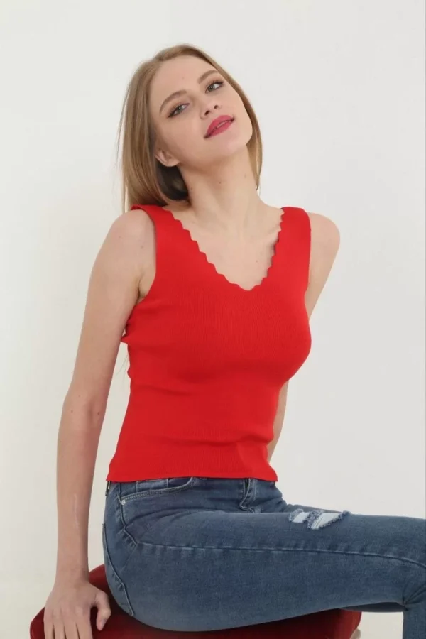 Kadın V Yaka Fırfır Detay Crop - Kırmızı - Görsel 2